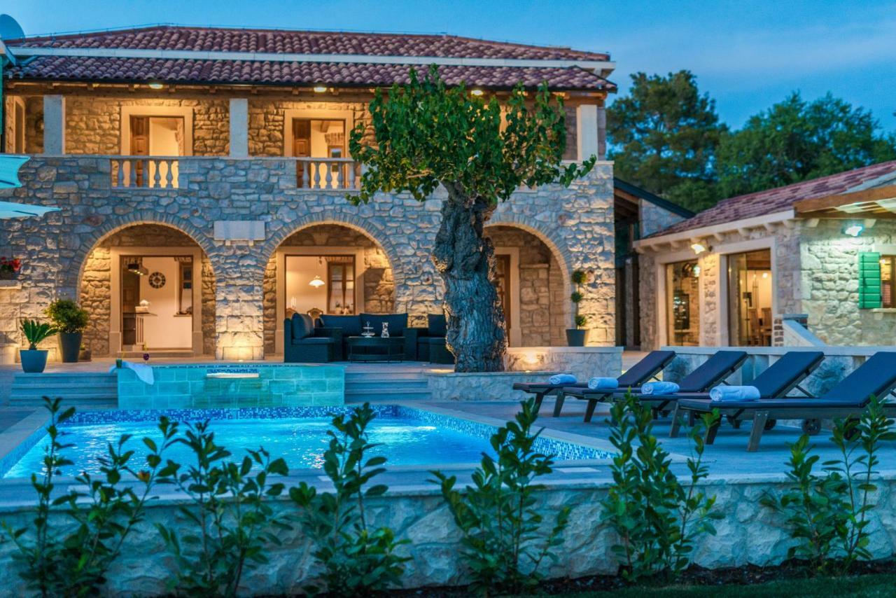 Villa Dumina Sukošan Eksteriør bilde